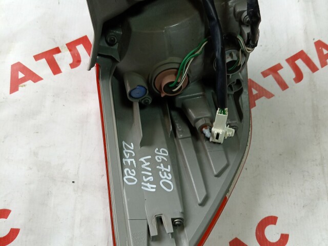 Стоп TOYOTA Wish 