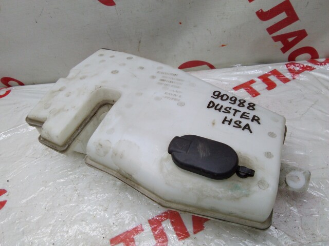 Бачок омывателя RENAULT Duster 