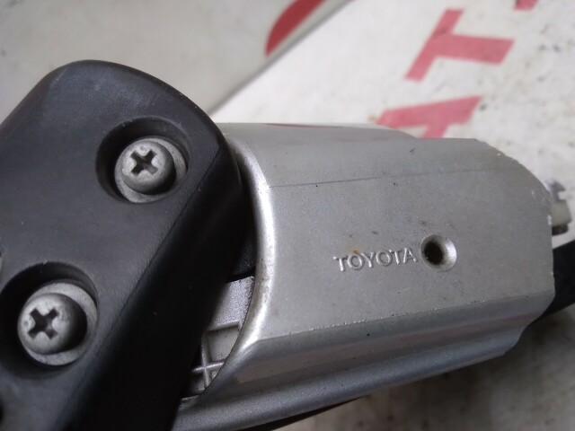Зеркало TOYOTA Ist 
