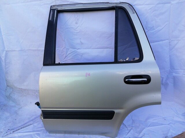 Дверь HONDA CR-V 