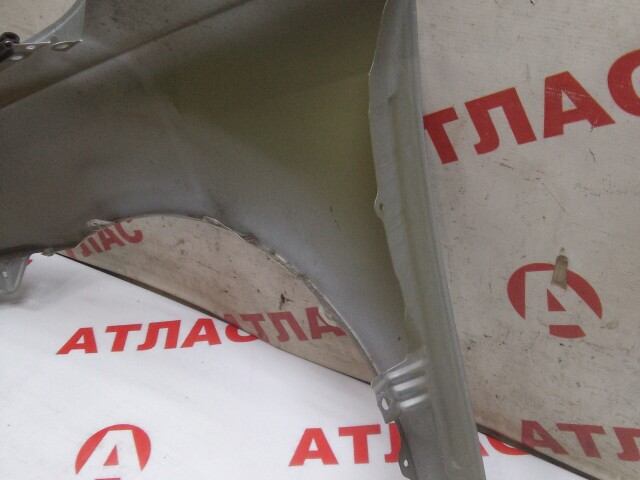 Крыло TOYOTA Avensis 