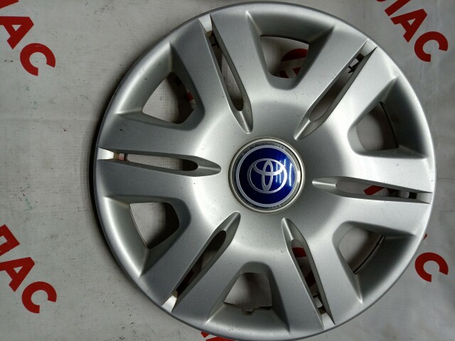 Колпак на колесо TOYOTA - 