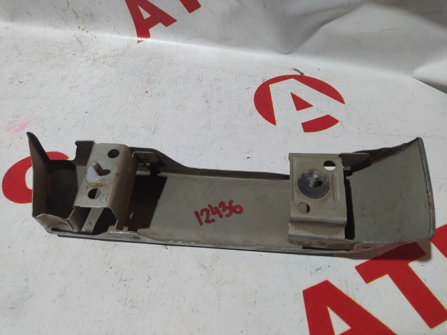 Планка под стоп NISSAN Sunny 