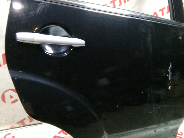 Дверь MITSUBISHI Outlander 