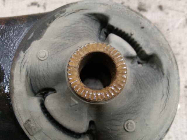 Рычаг TOYOTA Avensis 