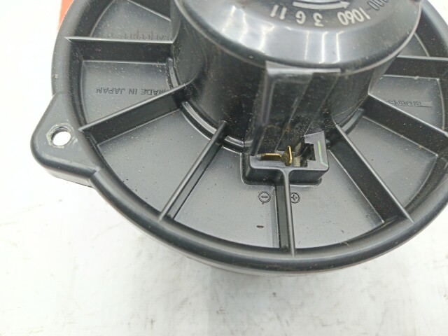 Моторчик печки TOYOTA Ist 