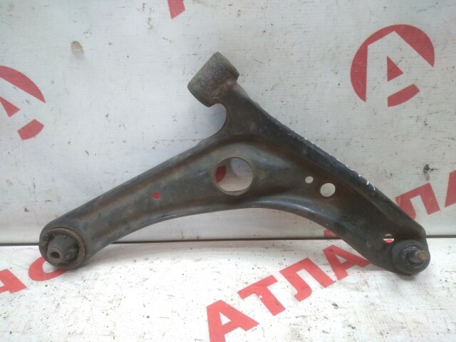 Рычаг TOYOTA FunCargo 