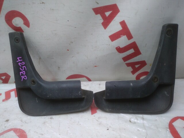 Брызговик TOYOTA Camry 