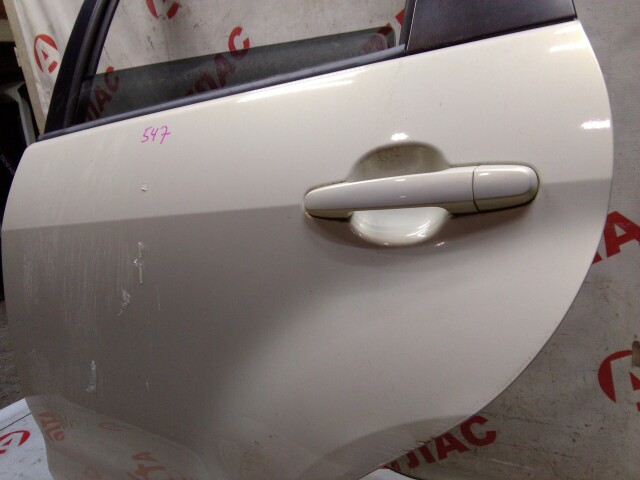 Дверь TOYOTA Ist 