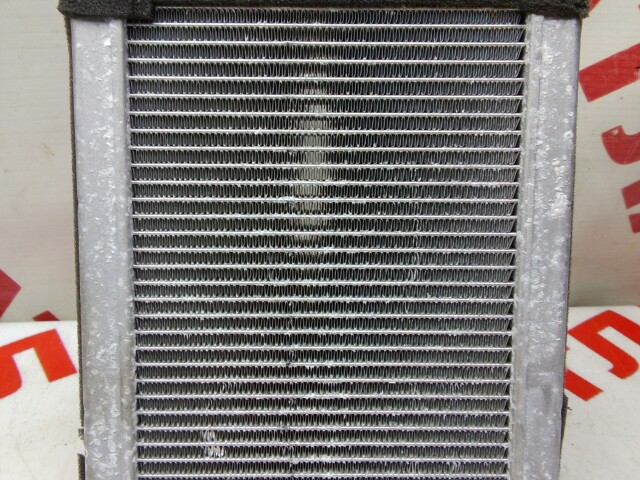 Радиатор печки TOYOTA Ist 