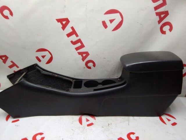 Консоль между сиденьями TOYOTA Corolla 