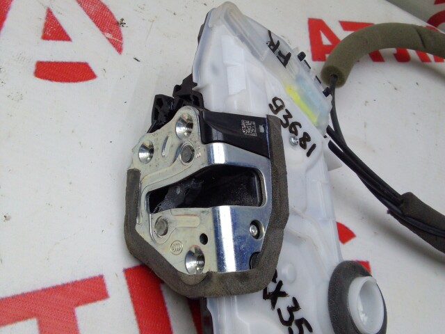 Замок двери  LEXUS 