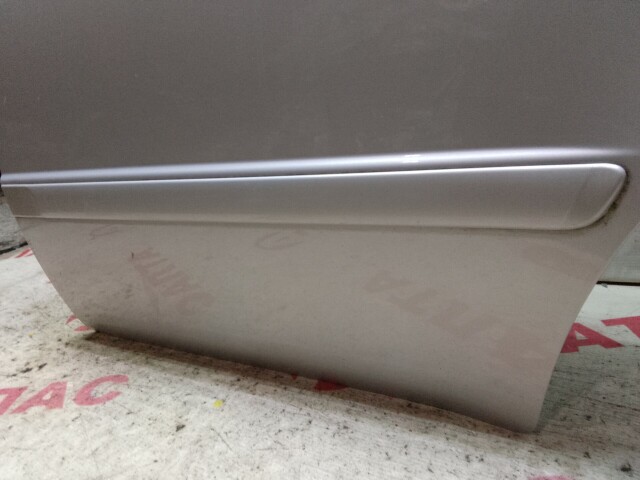 Дверь TOYOTA Sprinter 