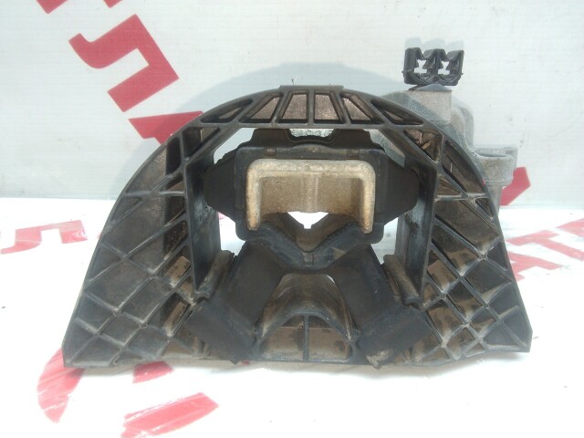 Подушка ДВС RENAULT Duster H4M