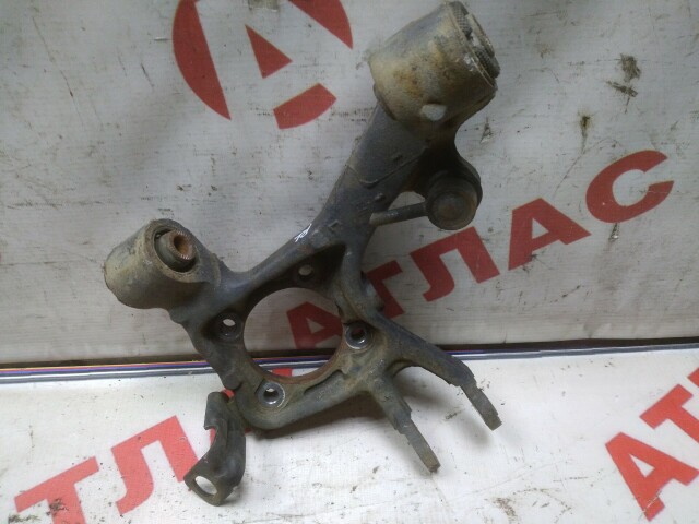 Кулак поворотный TOYOTA Corolla 