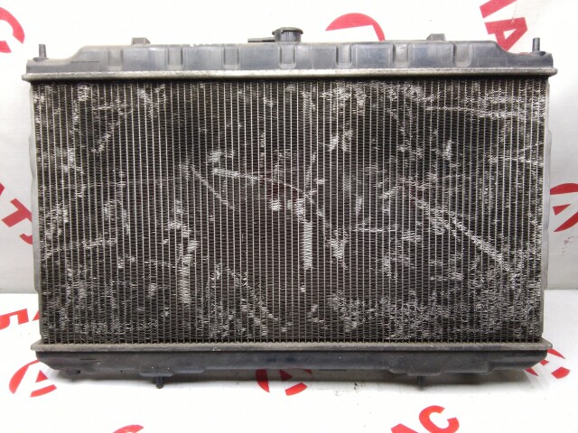 Радиатор охлаждения NISSAN Wingroad 