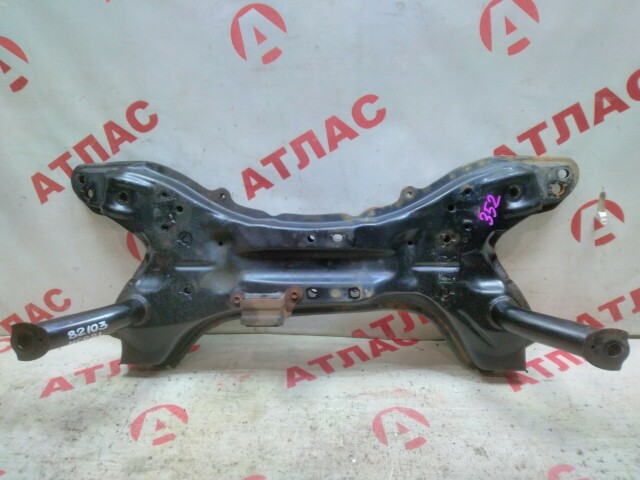 Балка поперечная TOYOTA FunCargo 