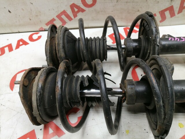 Стойка TOYOTA Corolla Fielder 