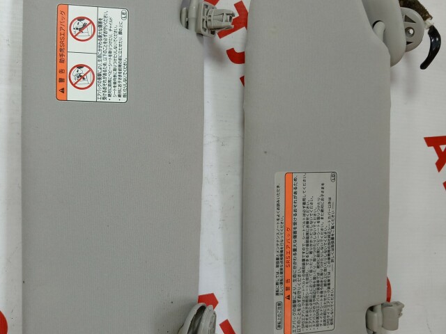 Козырёк TOYOTA Avensis 