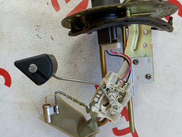 Бензонасос TOYOTA Corolla 3CE