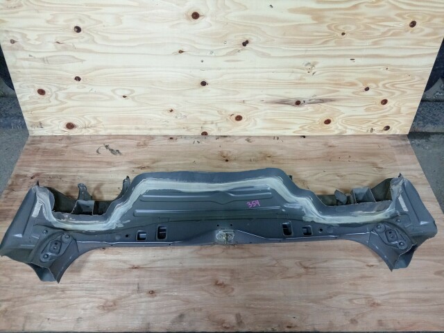 Задняя панель TOYOTA Corolla Fielder 