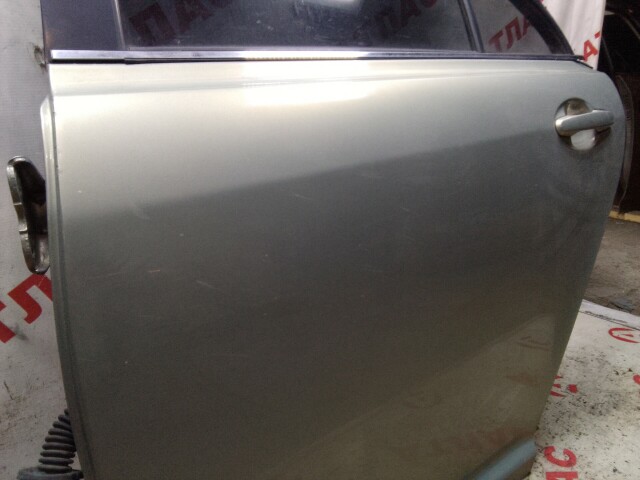 Дверь TOYOTA Avensis 