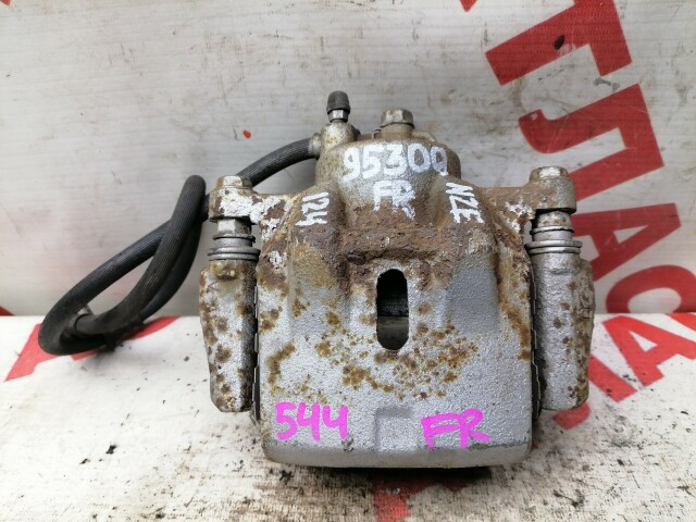 Суппорт TOYOTA Corolla Fielder 