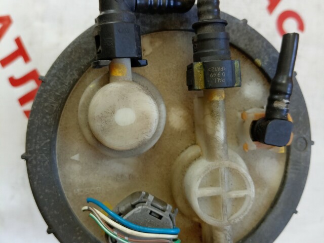 Бензонасос TOYOTA Avensis 