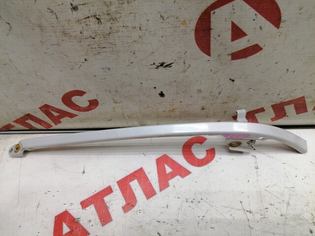 Планка под фару TOYOTA Corona Premio 