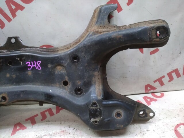 Балка поперечная TOYOTA Corolla 