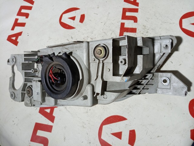 Фара MAZDA Premacy 