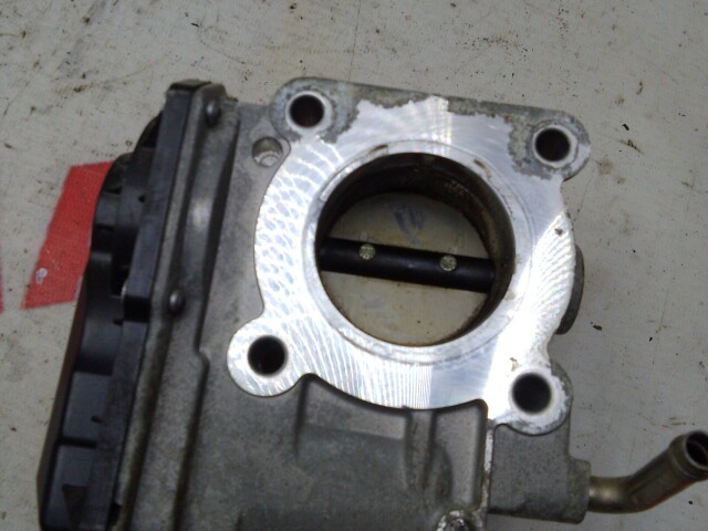 Дроссельная заслонка TOYOTA Corolla Axio 1NZ-FE