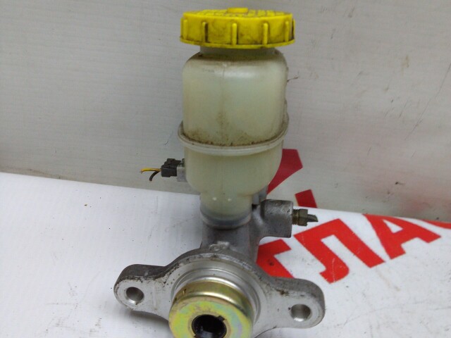 Главный тормозной цилиндр NISSAN Sunny 