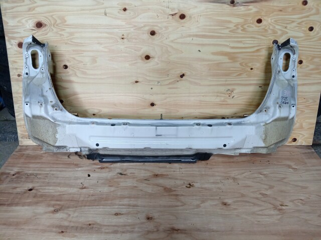 Задняя панель TOYOTA Caldina 