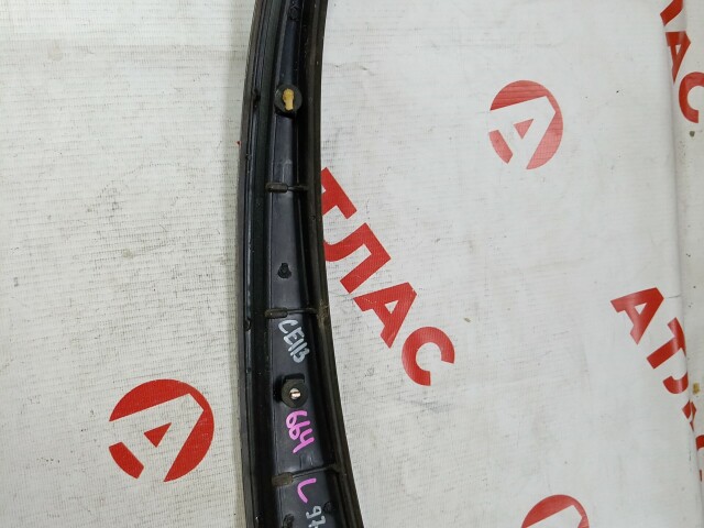 Молдинг кузова TOYOTA Corolla 