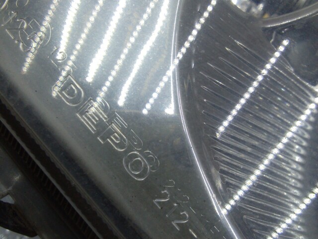 Фара TOYOTA Avensis 