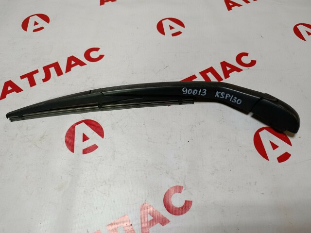 Дворник двери багажника TOYOTA Vitz 