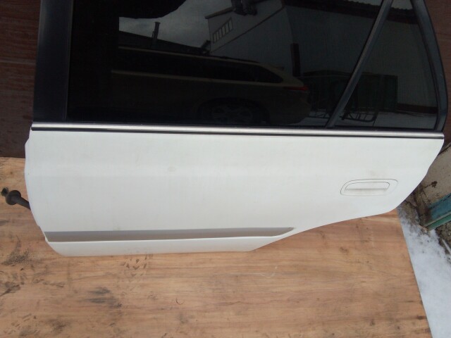 Дверь TOYOTA Corona Premio 