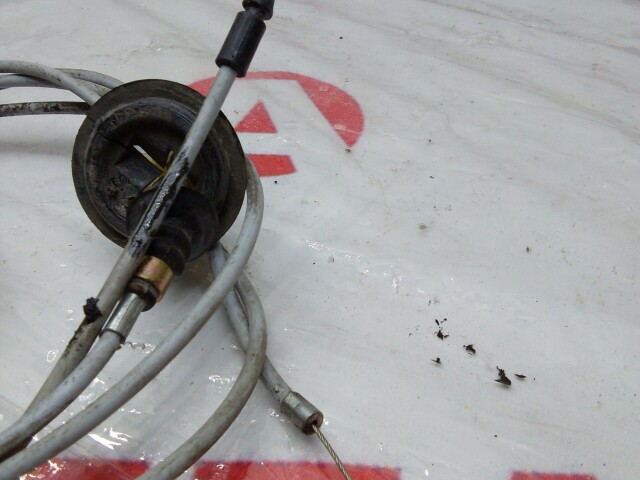 Трос капота TOYOTA Avensis 