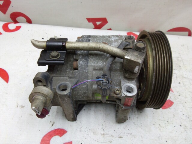 Компрессор кондиционера NISSAN Wingroad QG18-DE