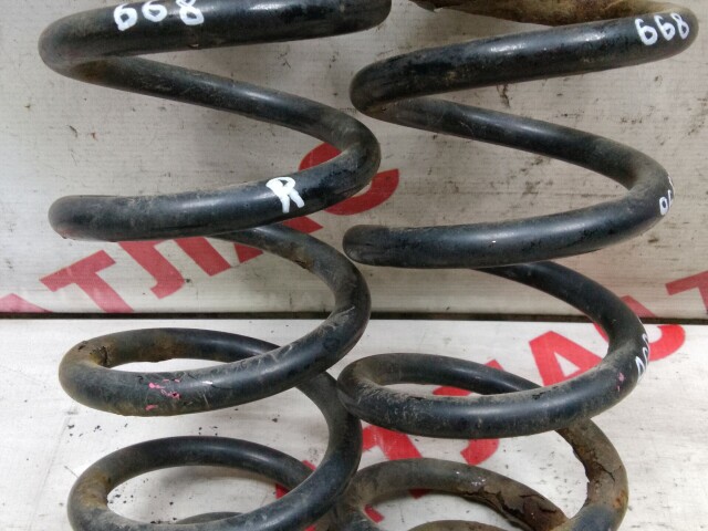 Пружина TOYOTA Estima 