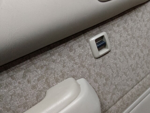 Дверь TOYOTA Corolla 