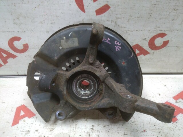 Ступица TOYOTA Ist 