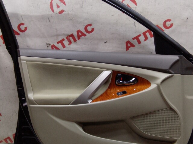 Дверь TOYOTA Camry 