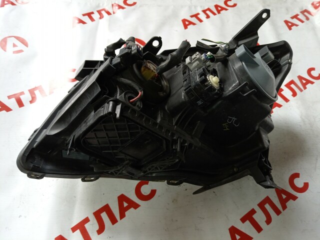 Фара TOYOTA Avensis 