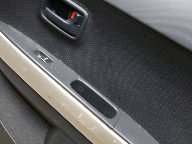 Дверь TOYOTA Ist 