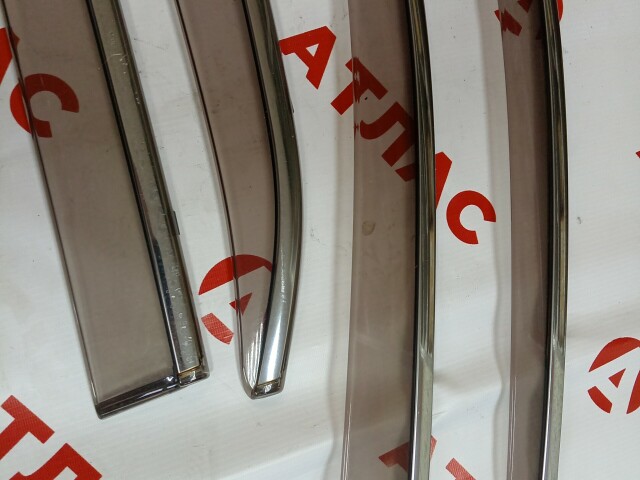 Ветровик TOYOTA Camry 