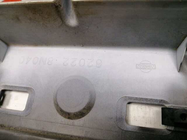 Бампер передний NISSAN Sunny 