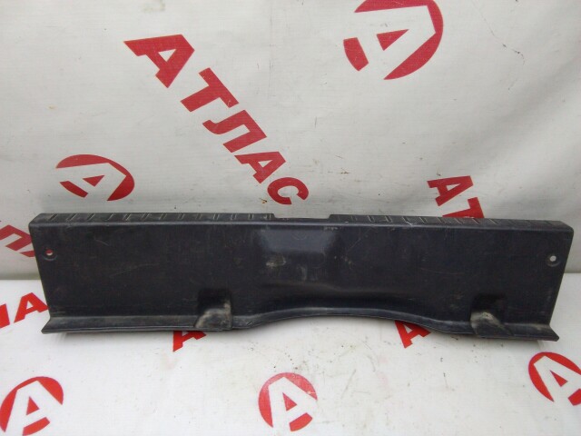 Накладка замка багажника TOYOTA Corolla 