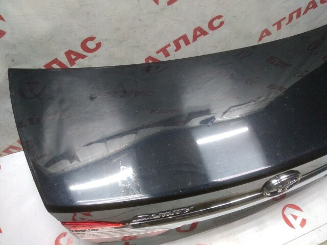 Крышка багажника TOYOTA Camry 